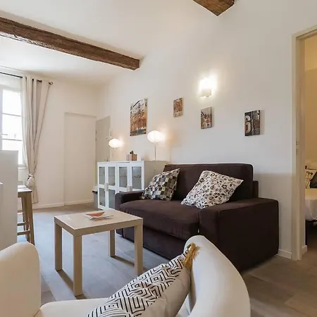 Le Five Boroughs, T2 Cosy, Centre דירה *