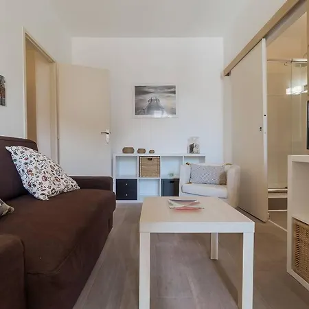 Le Five Boroughs, T2 Cosy, Centre דירה *