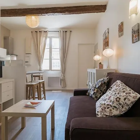 Le Five Boroughs, T2 Cosy, Centre